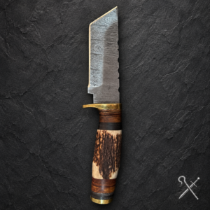 Antler-Style Tanto